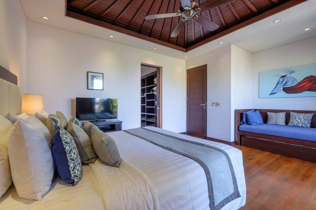 Kejora Beachfront Estate Sanur -Stunning Villa Eleven Экстерьер фото