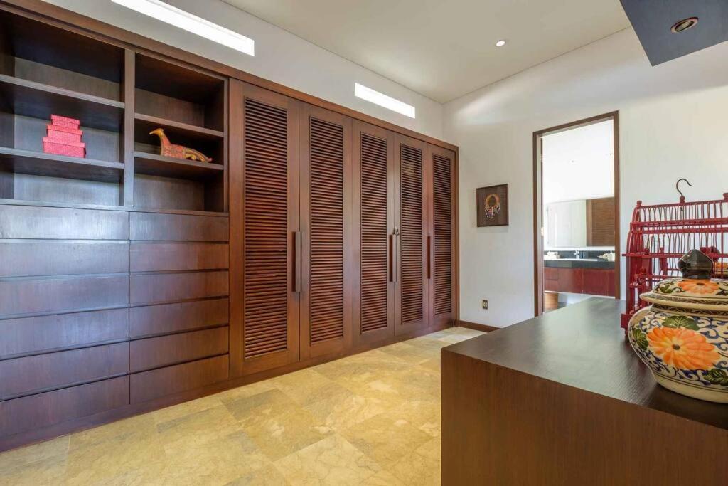 Kejora Beachfront Estate Sanur -Stunning Villa Eleven Экстерьер фото