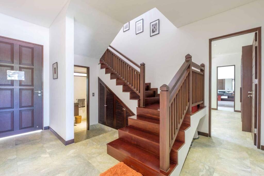 Kejora Beachfront Estate Sanur -Stunning Villa Eleven Экстерьер фото