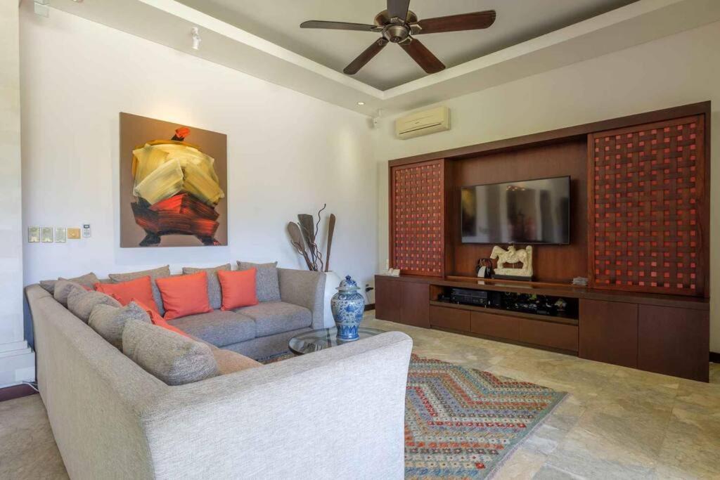 Kejora Beachfront Estate Sanur -Stunning Villa Eleven Экстерьер фото