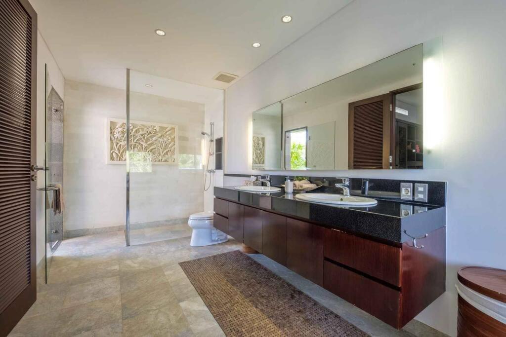 Kejora Beachfront Estate Sanur -Stunning Villa Eleven Экстерьер фото