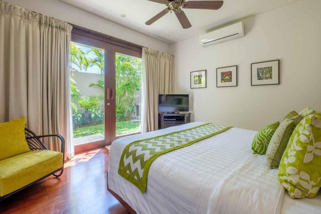 Kejora Beachfront Estate Sanur -Stunning Villa Eleven Экстерьер фото