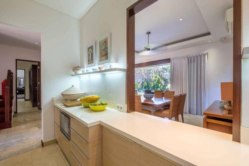 Kejora Beachfront Estate Sanur -Stunning Villa Eleven Экстерьер фото